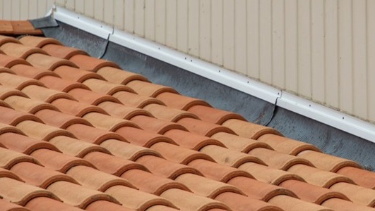 Installation de solin toiture
